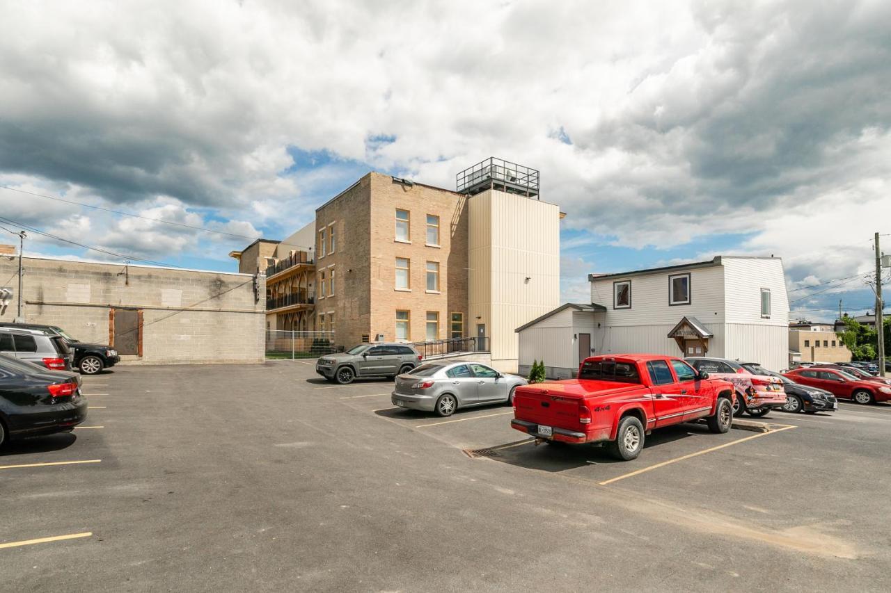 Luxury Rideau Apartments By Globalstay Smiths Falls Exterior photo